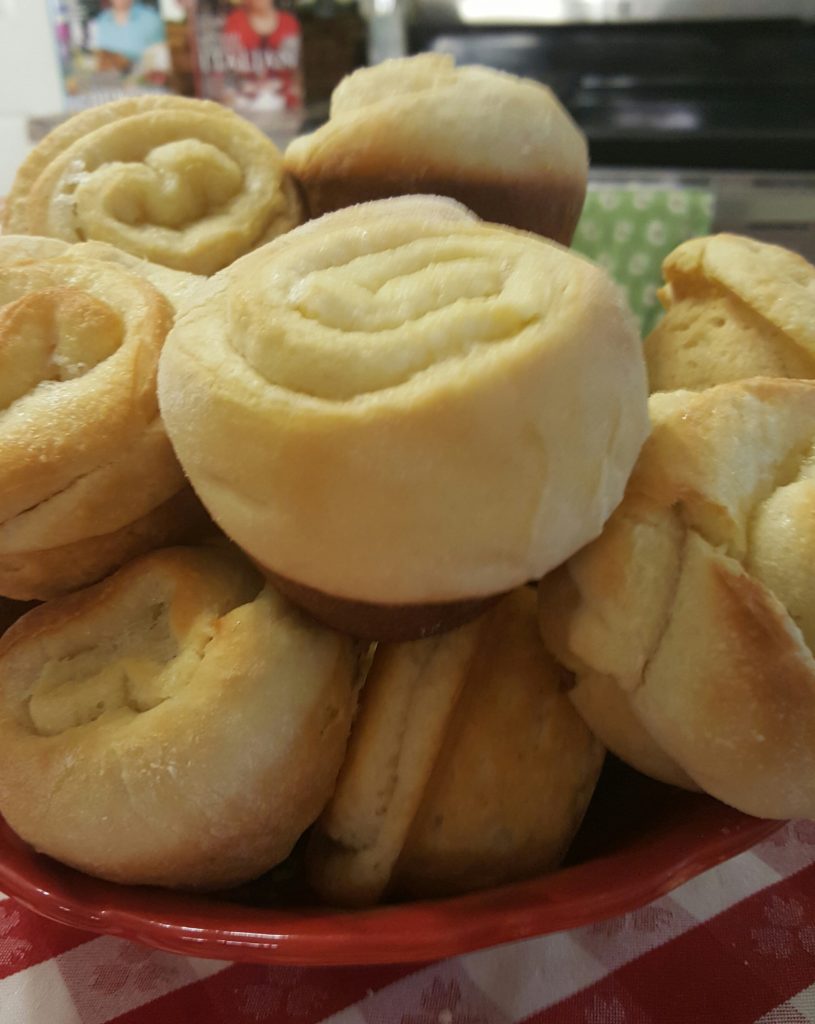 Sweet Yeast Rolls - Rosalie Serving